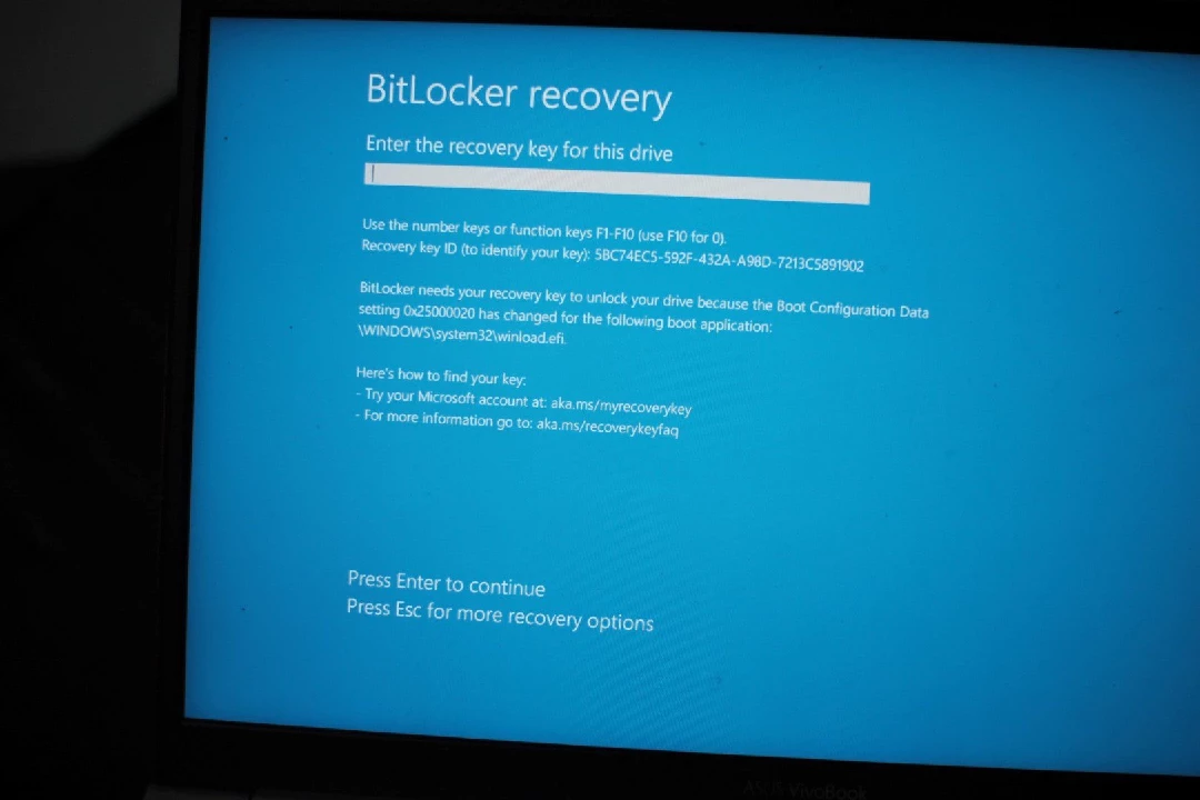 De pc start onverwachts in BitLocker-herstelmodus